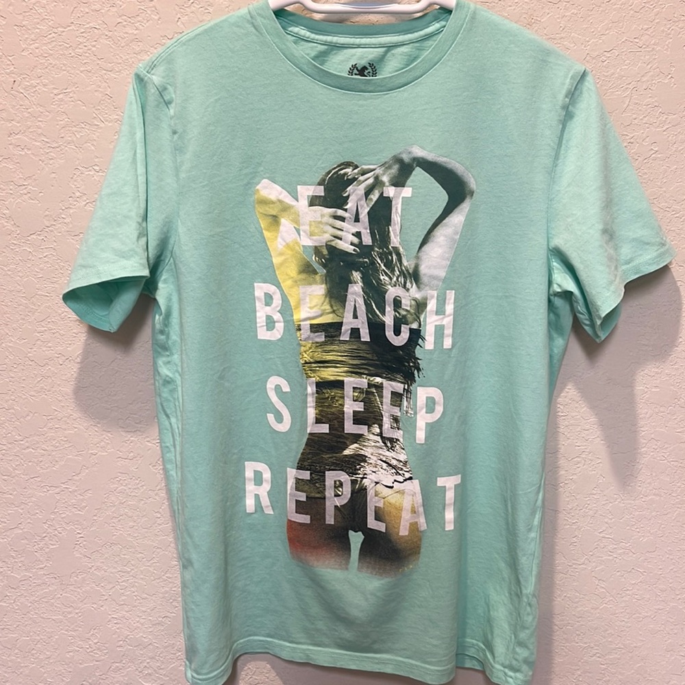 Express Graphic T-shirt, beach Vibe theme